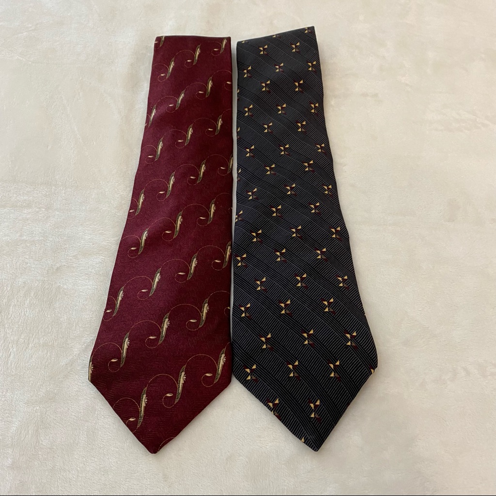 Euc  Two Bill Blass Black Label Brand Ties